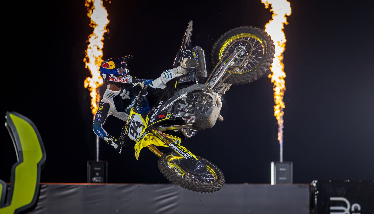 Roc-Star: Ken Roczen wins season opener in Buenos Aires City GP - FIM ...